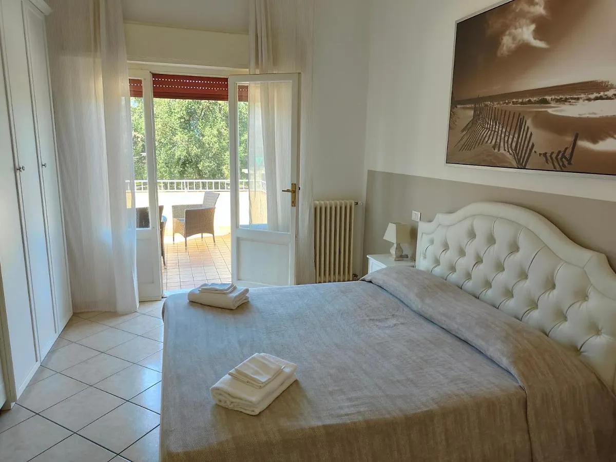 Residence Hotel Vittoria Tirrenia Appart hôtel