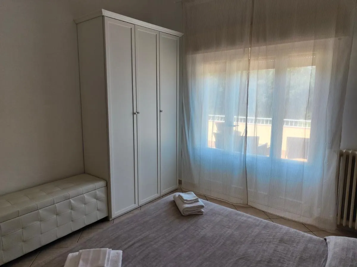 ** Aparthotel Residence Hotel Vittoria Tirrenia Italy