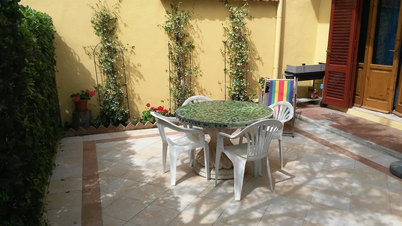 Residence Hotel Vittoria Tirrenia