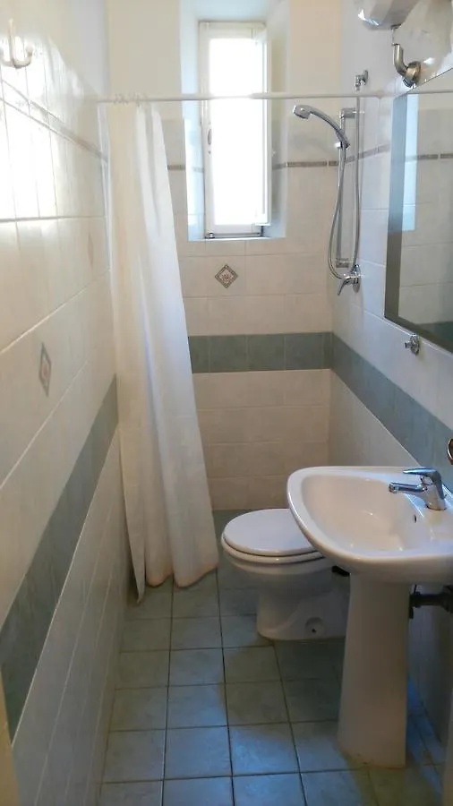 Residence Hotel Vittoria Tirrenia