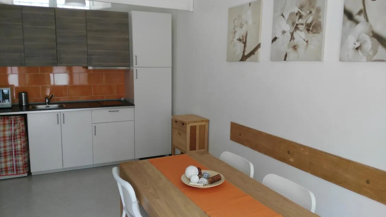 Residence Hotel Vittoria Tirrenia 2*,  Italy