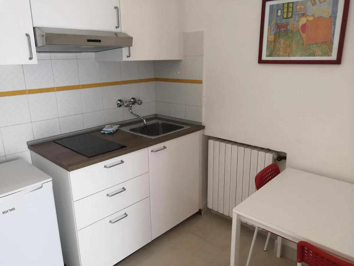 Aparthotel Residence Hotel Vittoria Tirrenia